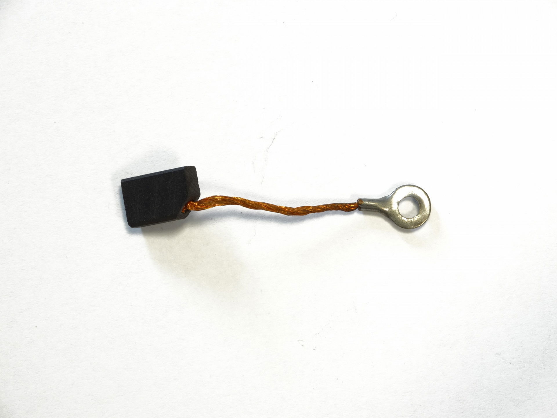 Szénkefe 4X8X12 mm sarus termék fő termékképe
