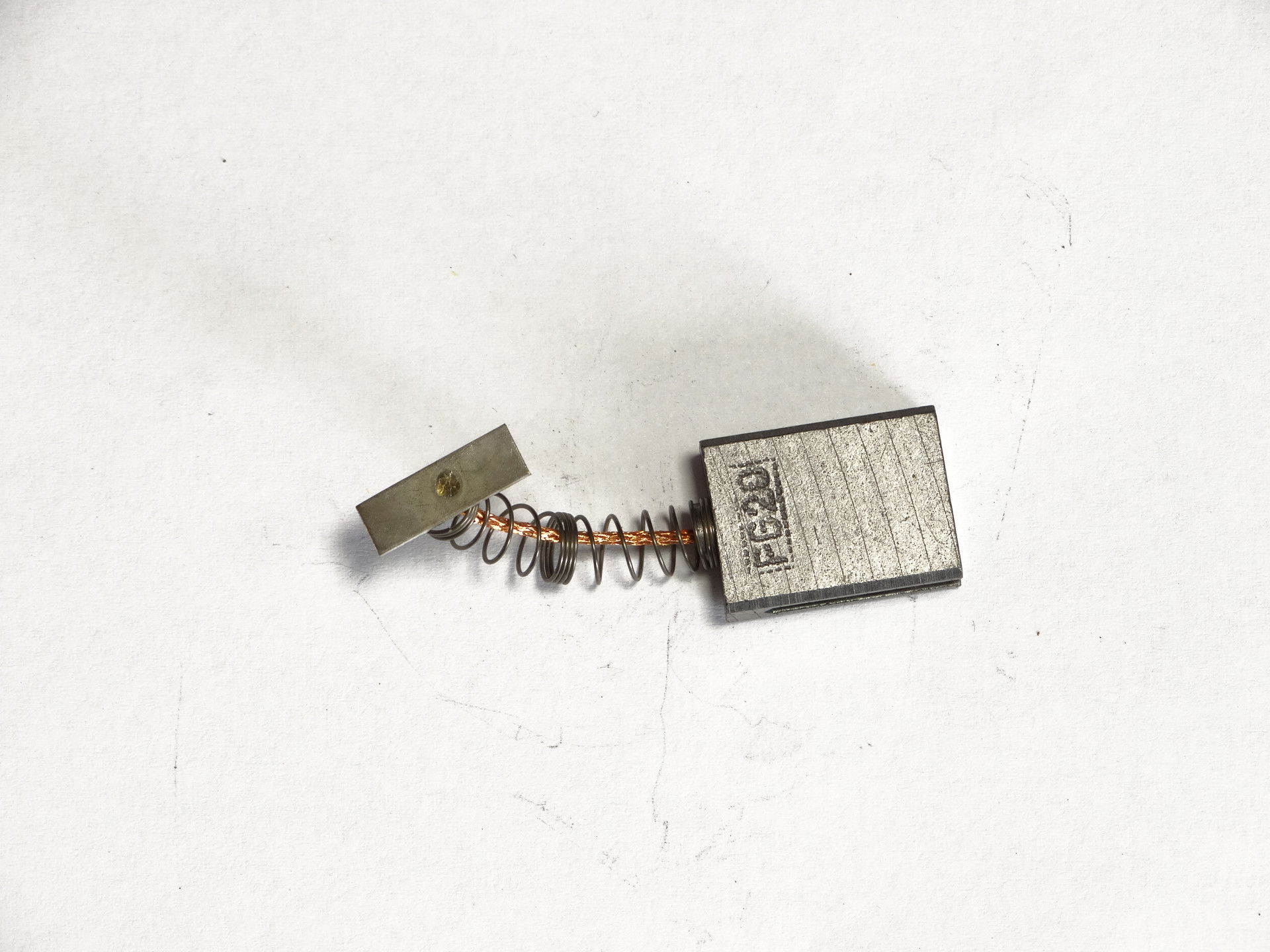Szénkefe 6,5X15X21,5 mm rugós termék fő termékképe