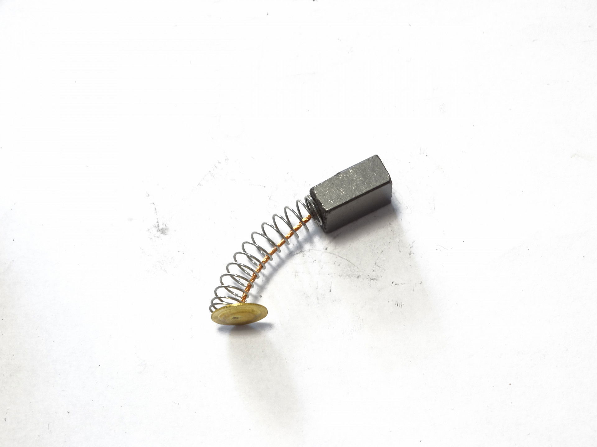 Szénkefe 8X14,5X18,2 mm rugós termék fő termékképe