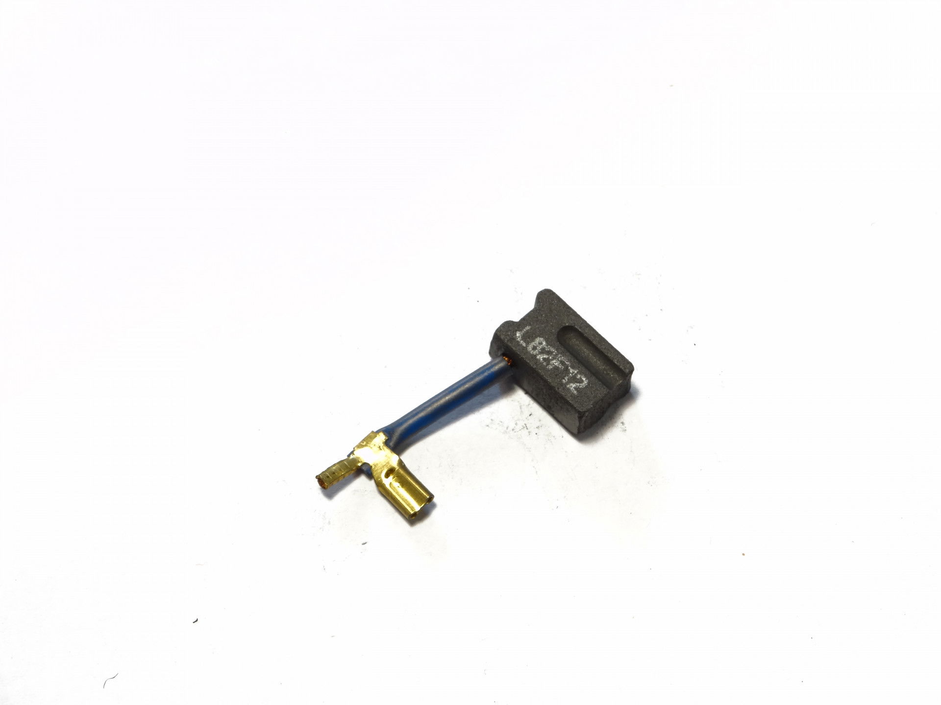 Szénkefe 6,3X9X14,5 mm sarus DEWALT termék fő termékképe